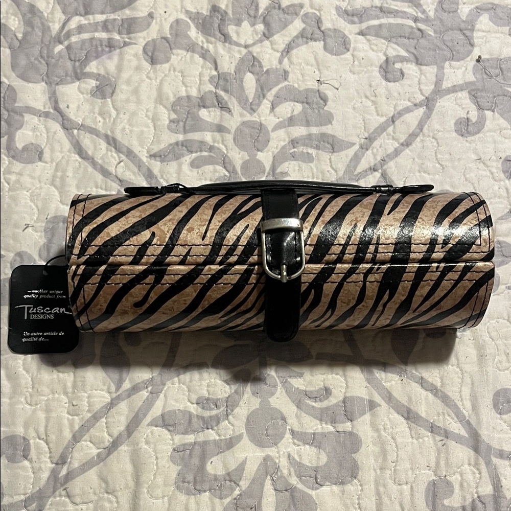 NWT Tuscan Designs Zebra Print Roll-Up  travel jewelry Bag